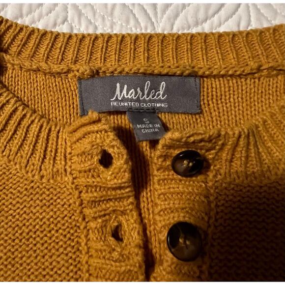 Cute yellow striped sweater by Marled
Size small 
Good condition - Picture 4 of 8